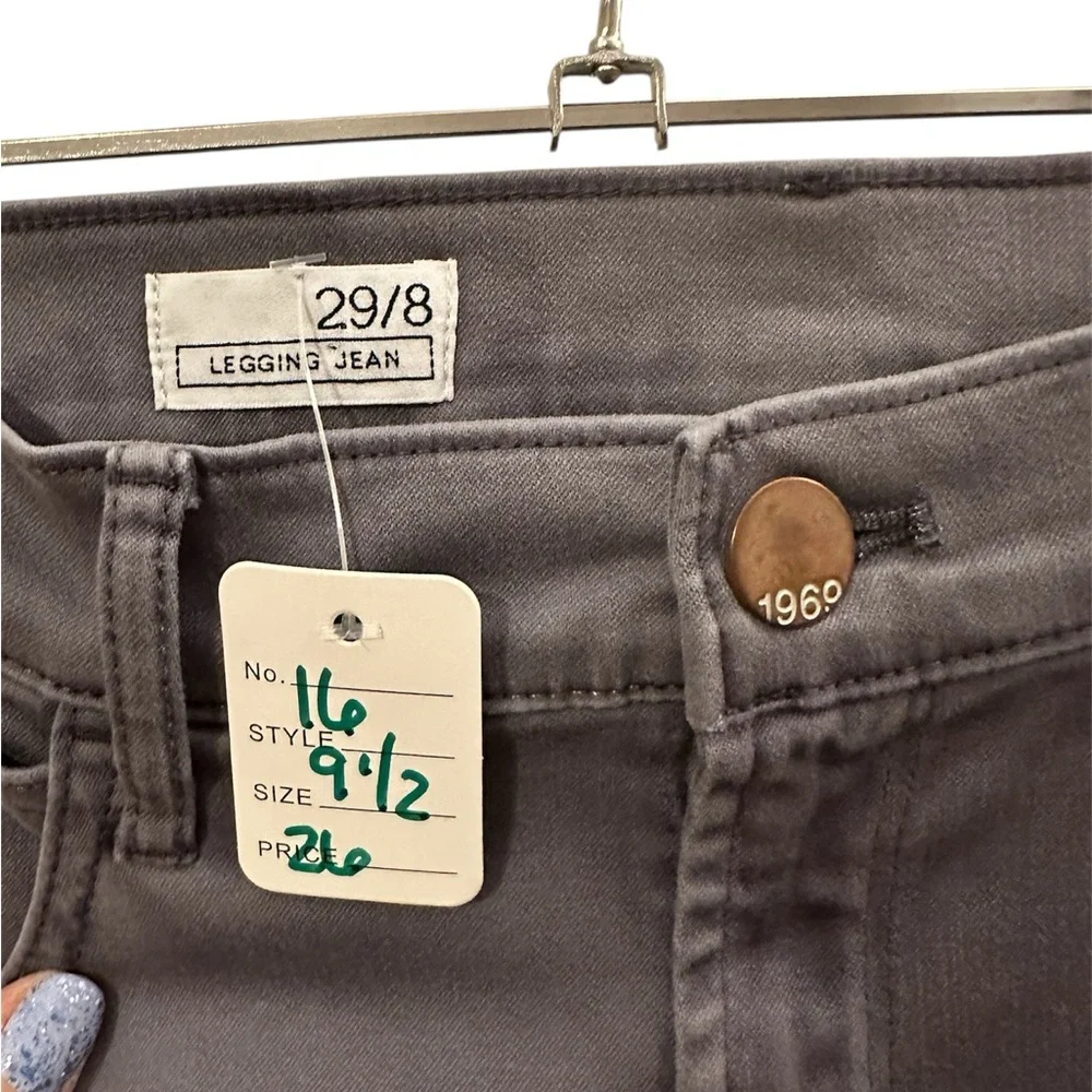 GAP Women's Charcoal Jeggings. EUC